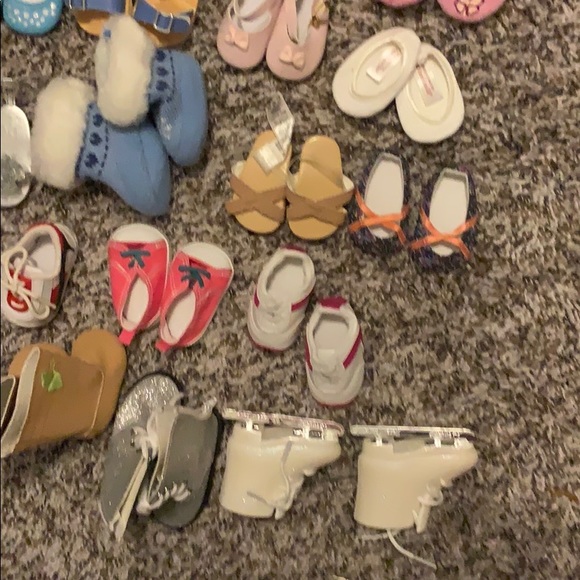 AMERICAN GIRL SHOE LOT - Picture 4 of 5